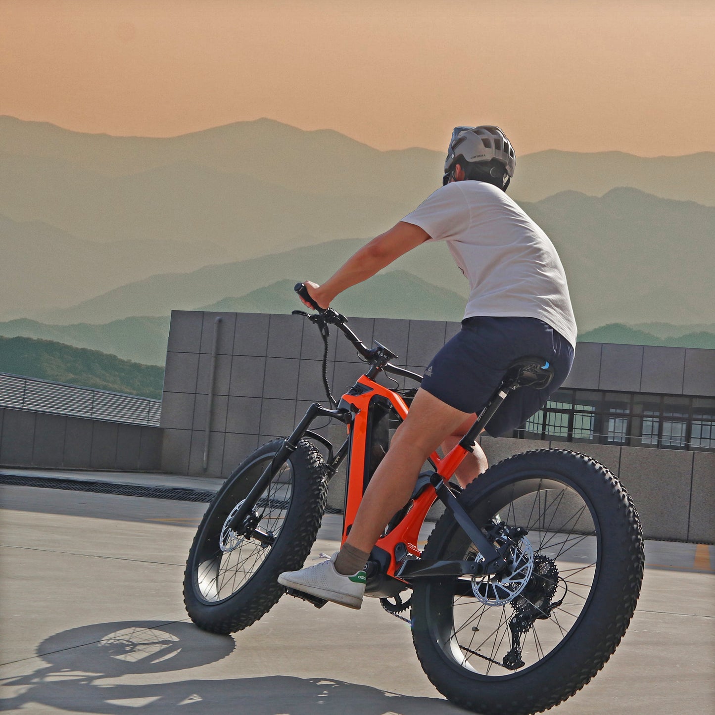 fat LOKI Carbon eMTB | 4.8" Fat Tires | Bafang M620 | Snow/Mud All-Terrain Electric Mountain Bike