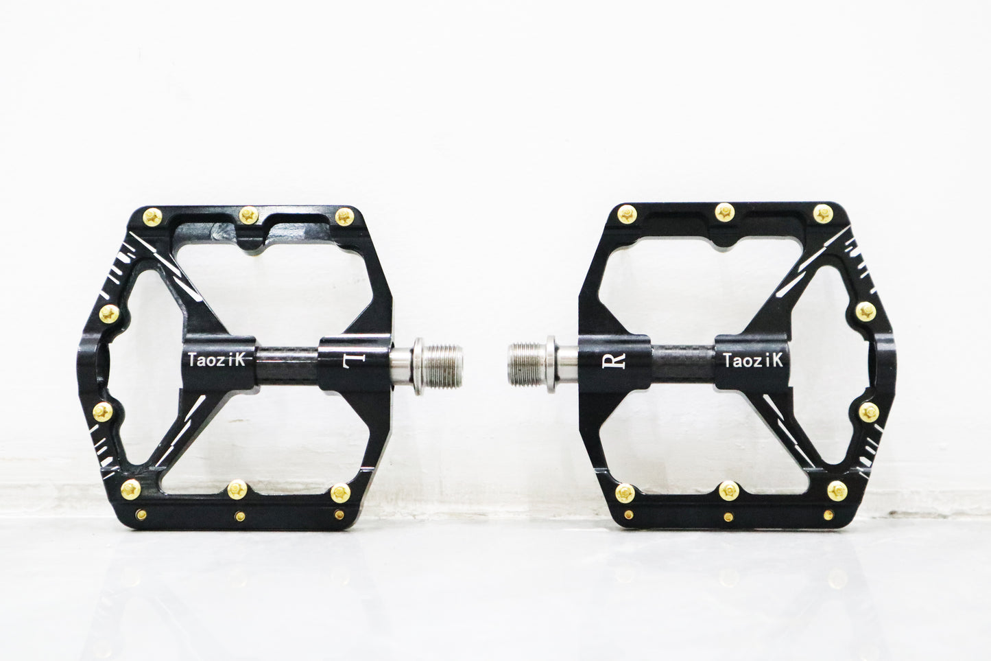 9/16" Titanium alloy Pedals
