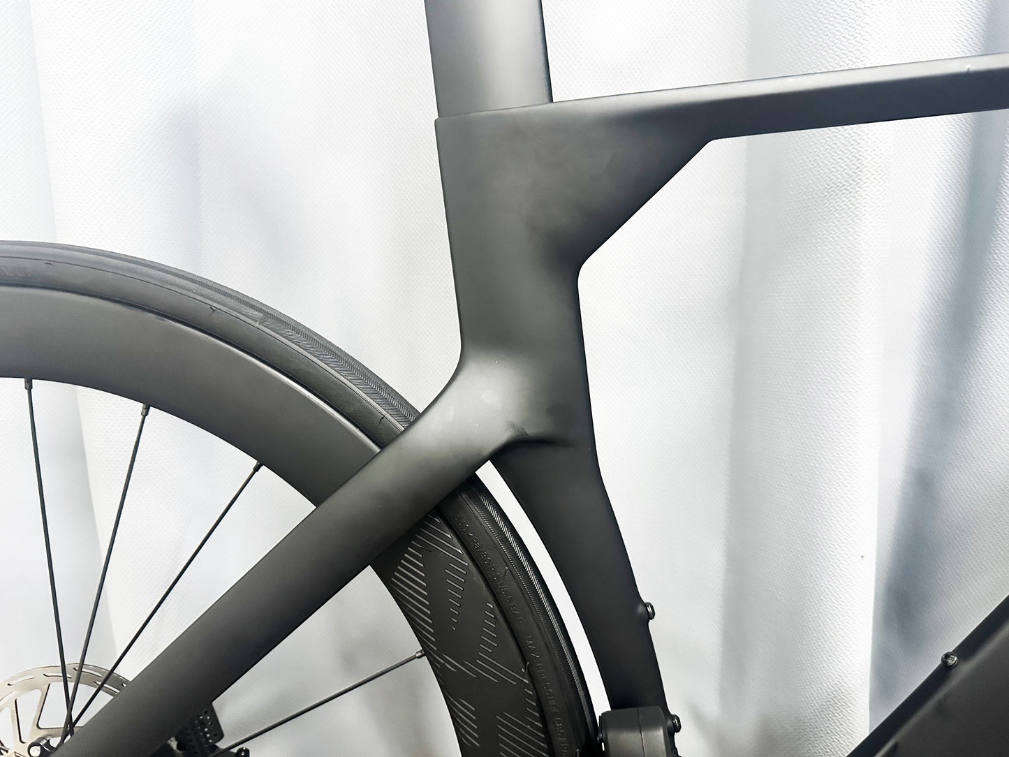R06 Aero Road Bike Frame
