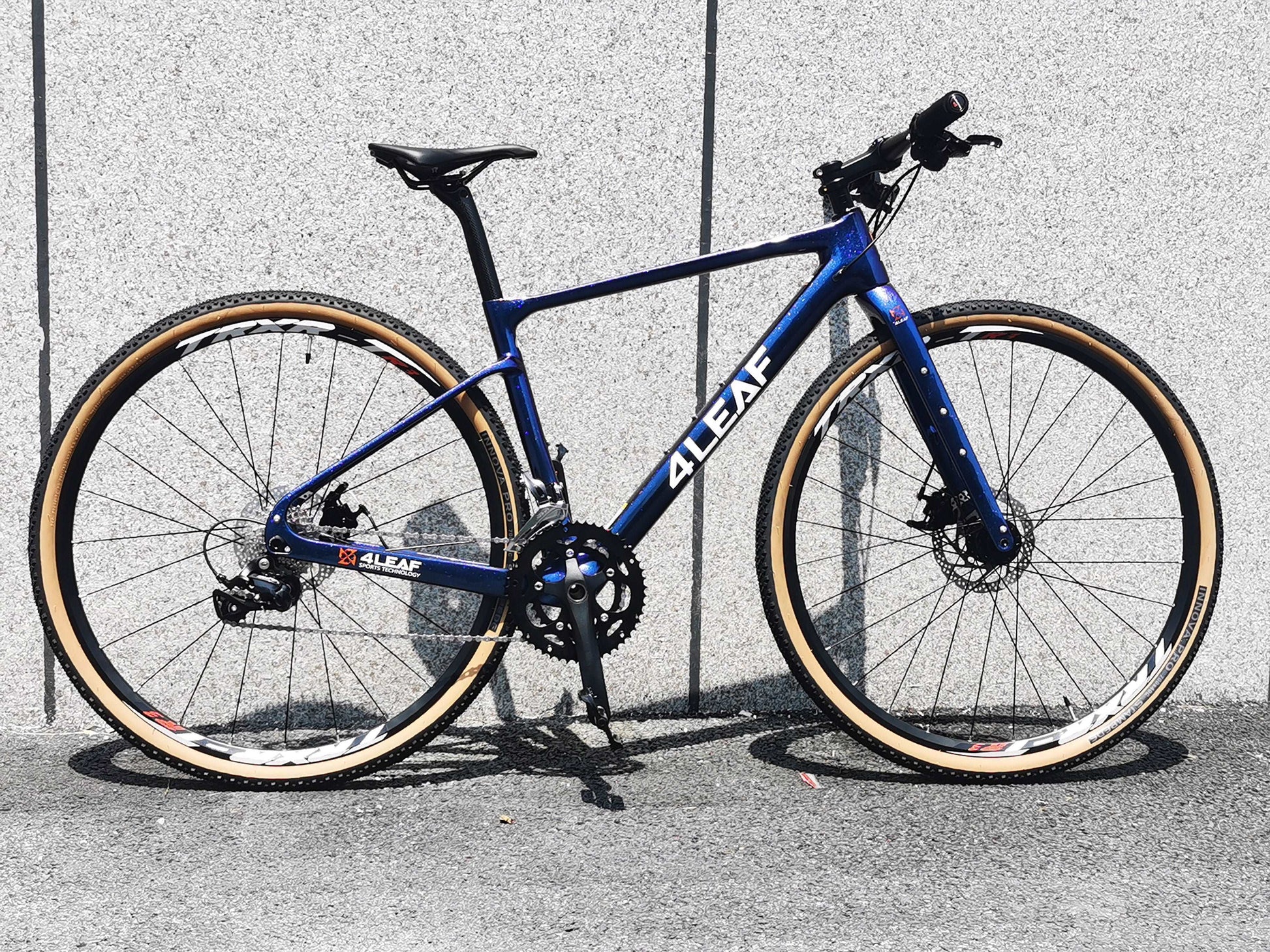 Gravel (Carbon)