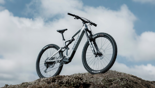 UK government ditches its tariffs on Chinese-made e-bikes, but don’t expect discounts on the DJI-powered Amflow