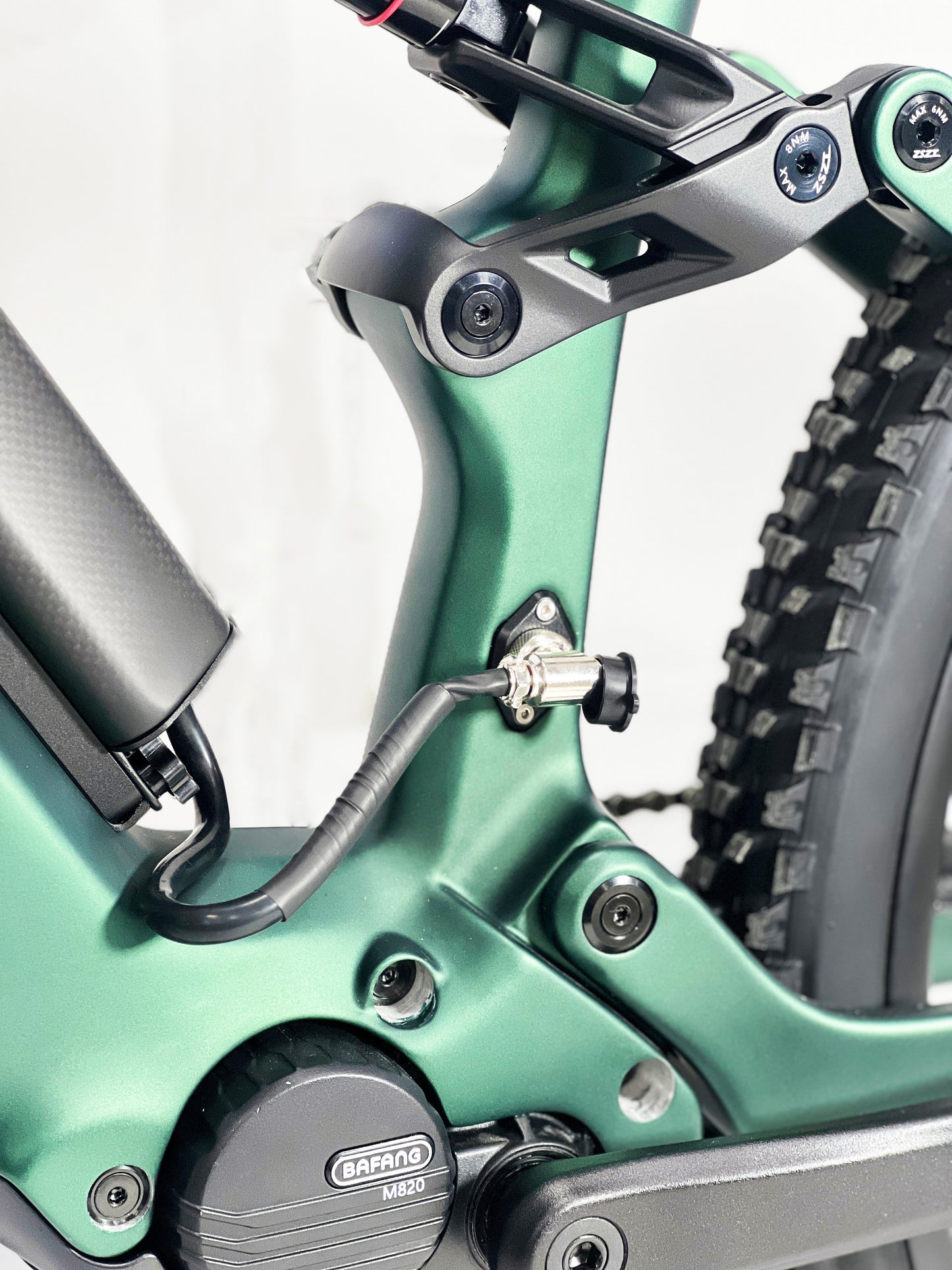 CEF55 Carbon Bafang M820 eMTB | Rear Travel 150mm