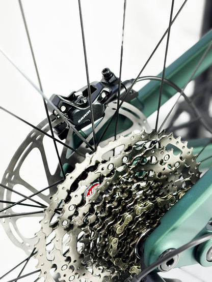 CEF55 Carbon Bafang M820 eMTB | Rear Travel 150mm