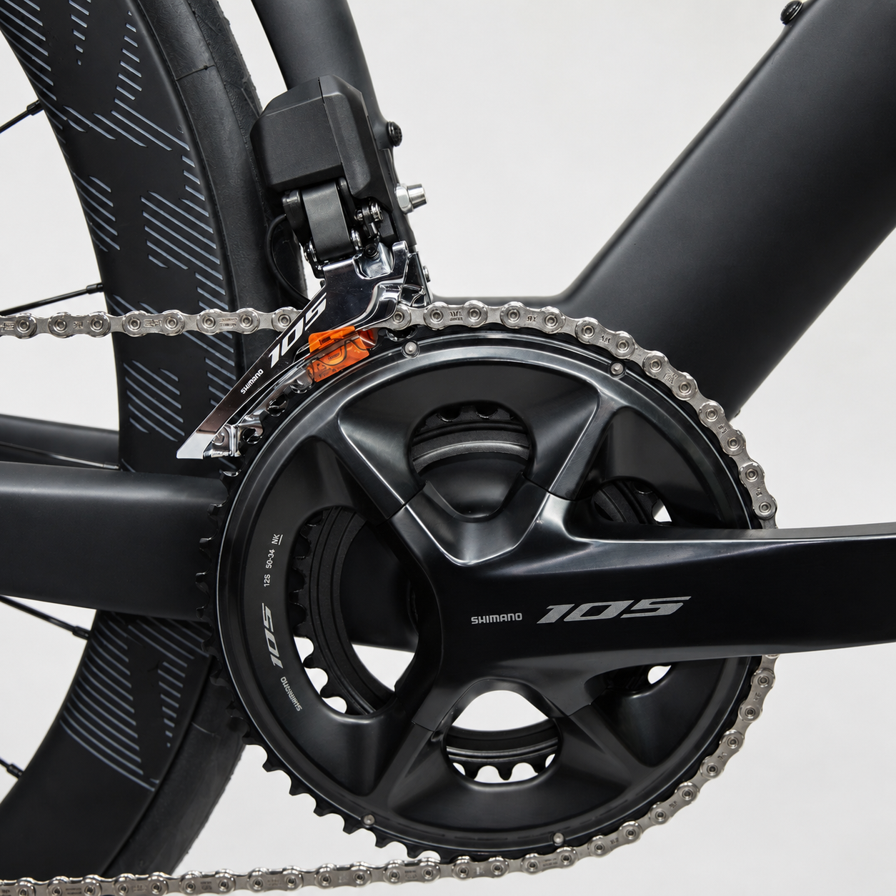 R06 700*32C Aero Road Bike